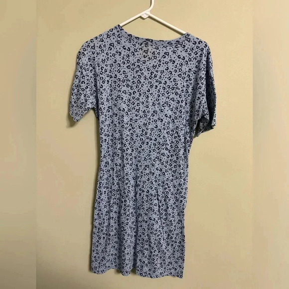 Aerie Leopard Print Twist Front Blue T-Shirt Dress Size Small Animal Casual - Picture 2 of 5